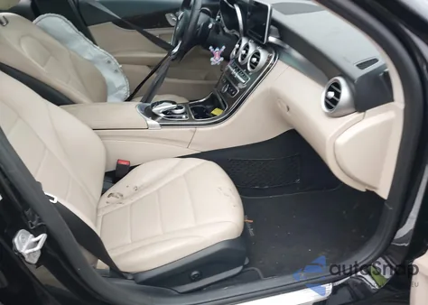 2016 Mercedes-Benz C 300 4Matic из США, поврежденный, VIN WDDWF4KB1GR144280